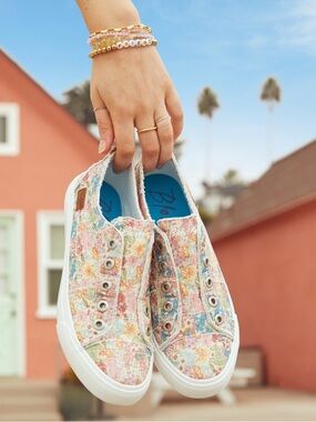 New Blowfish Malibu Women's Tropical Sneaker Floral Slide On Easy White Pink 7.5